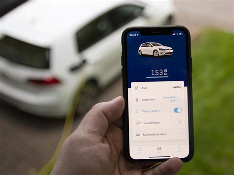 Testissä Volkswagen We Connect: Volkkarin säätöä sovelluksella.